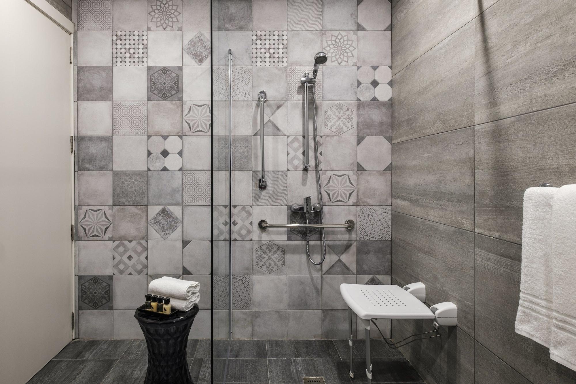 Adelphi Boutique Hotel Rabat Esterno foto