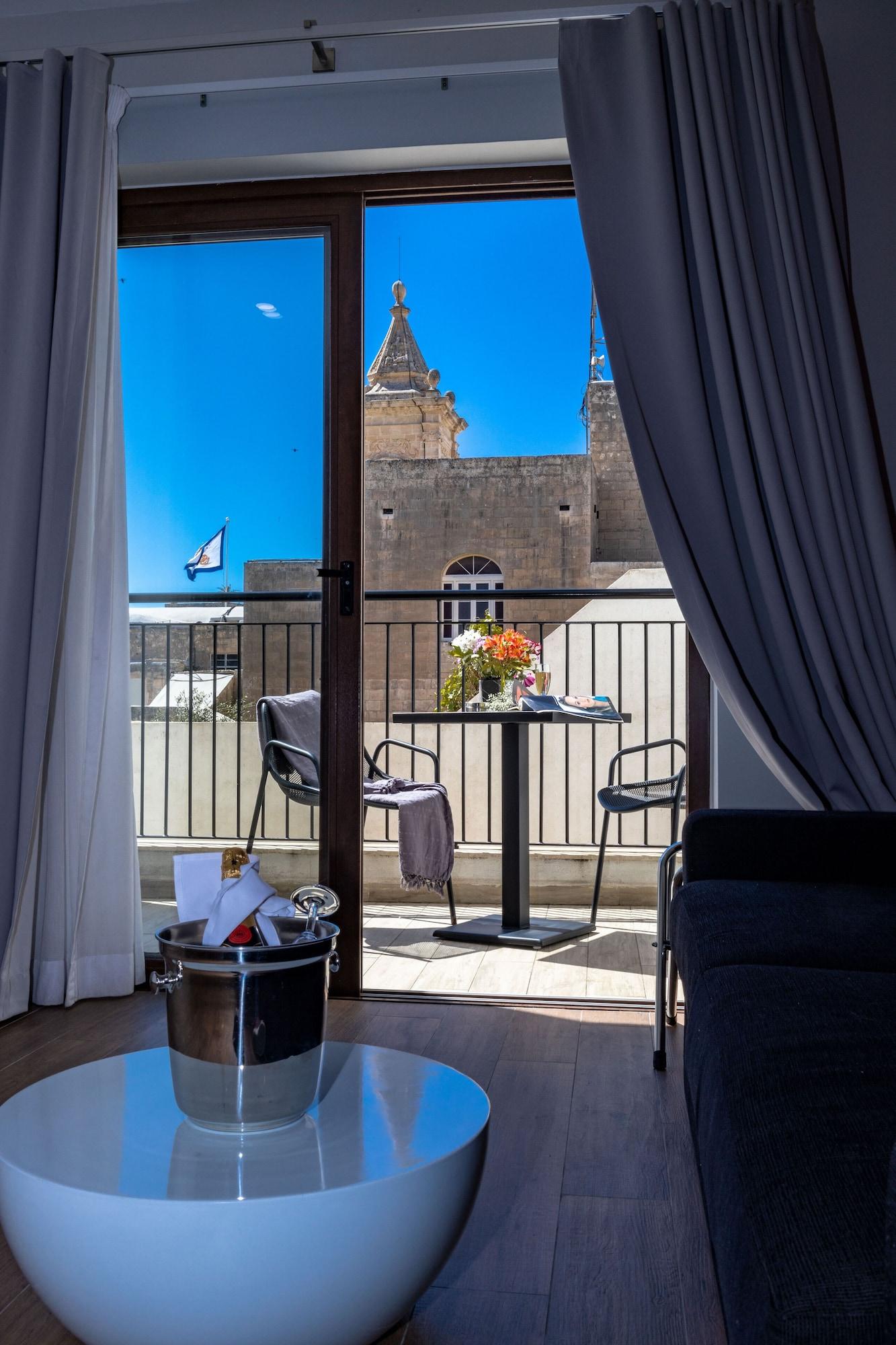 Adelphi Boutique Hotel Rabat Esterno foto