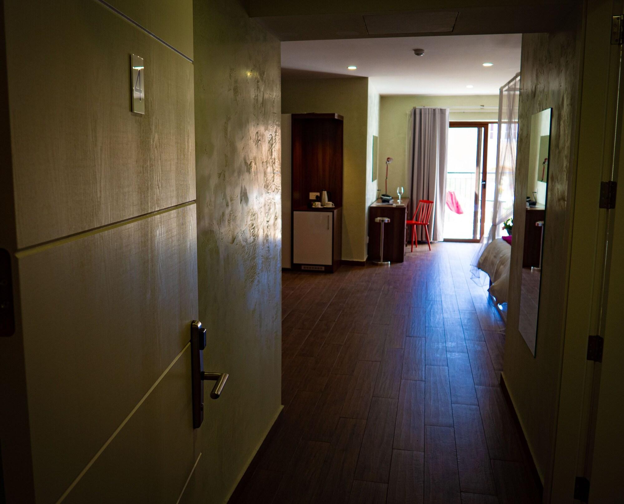 Adelphi Boutique Hotel Rabat Esterno foto